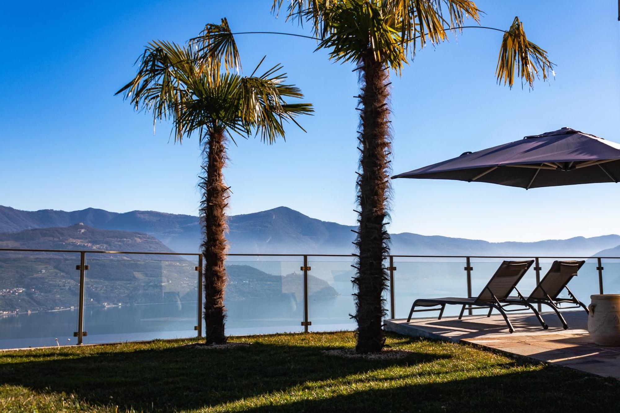 Mia Isola With Lake View, Garden And Swimming Pool Parzanica エクステリア 写真
