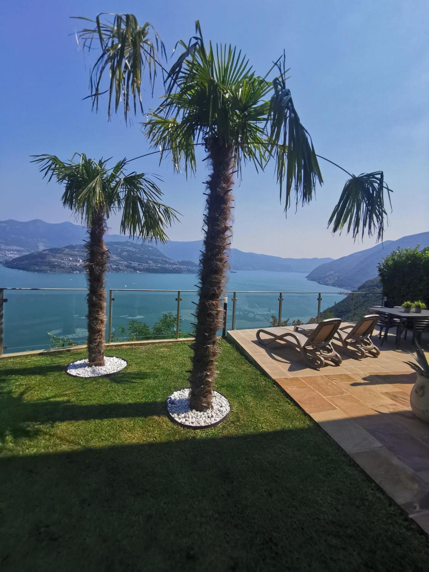 Mia Isola With Lake View, Garden And Swimming Pool Parzanica エクステリア 写真